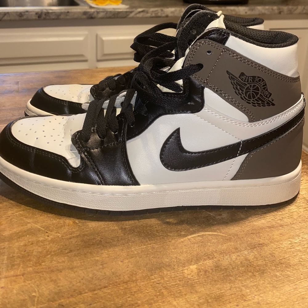 Jordan 1 Mocha